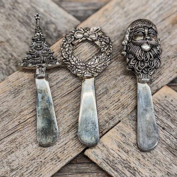 Vintage Silverplate Christmas Cheese Knives/Spreaders-Santa-Wreath-Tree, 3.5" - Picture 1 of 5